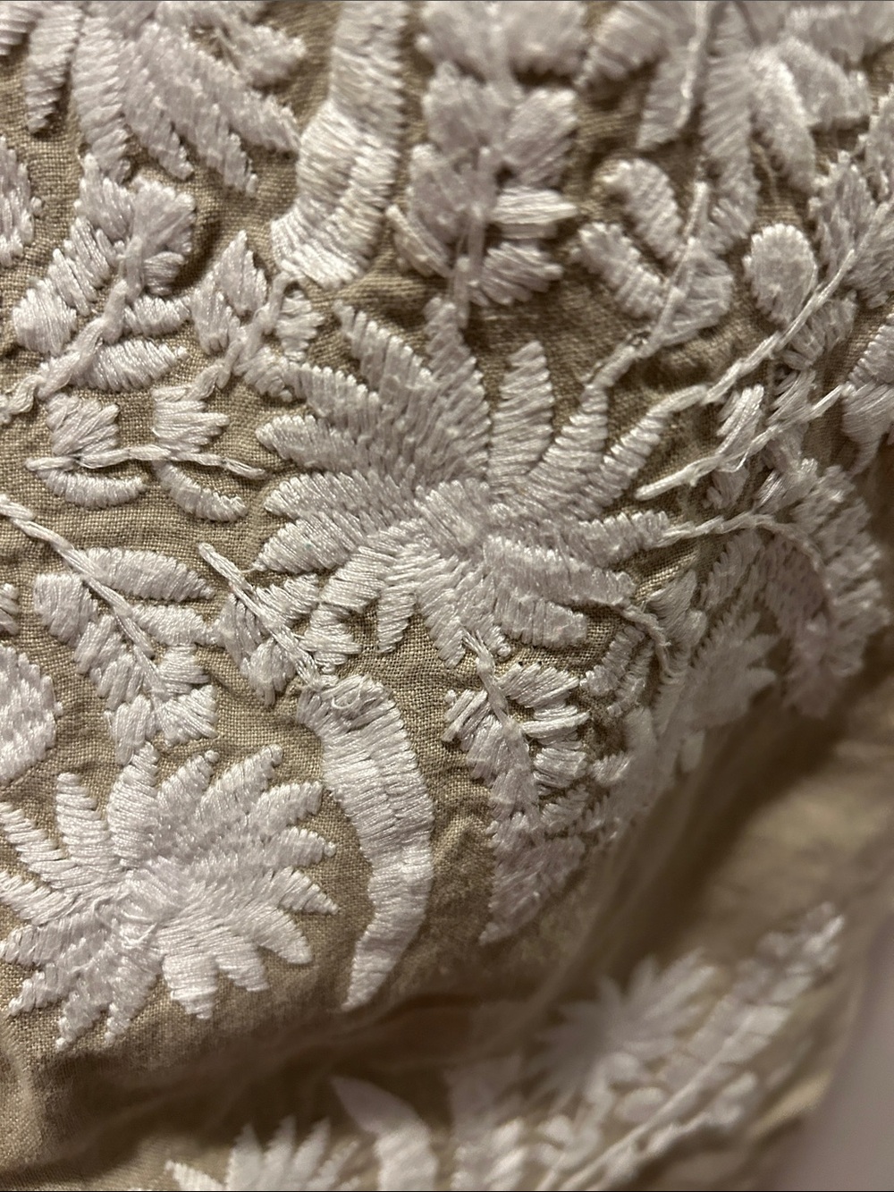 Zara Beige Mini Dress with White Embroidered Floral Detail - Picture 5 of 6